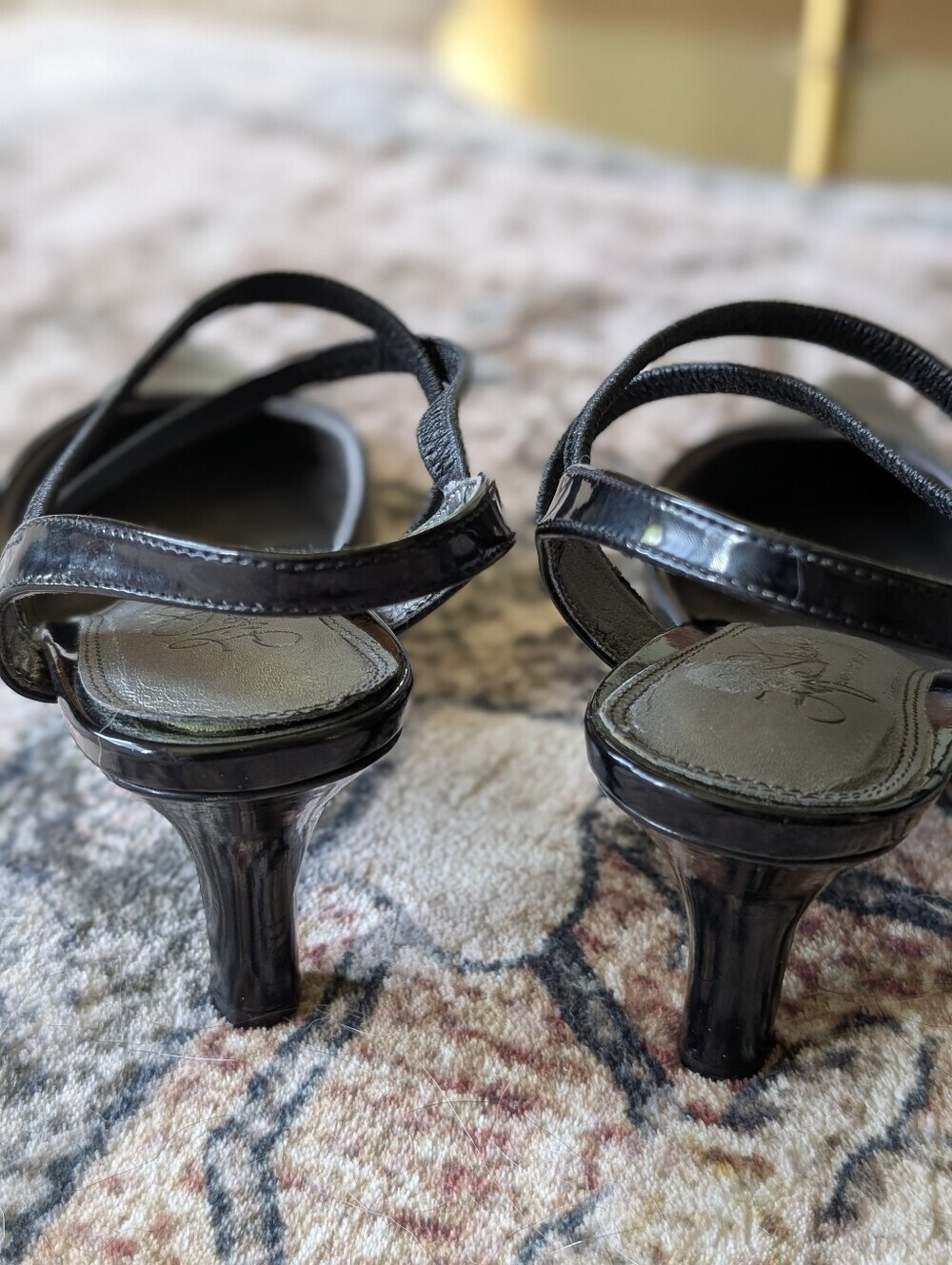 Size 9.5 Women's Shoes - Picture 13 of 15